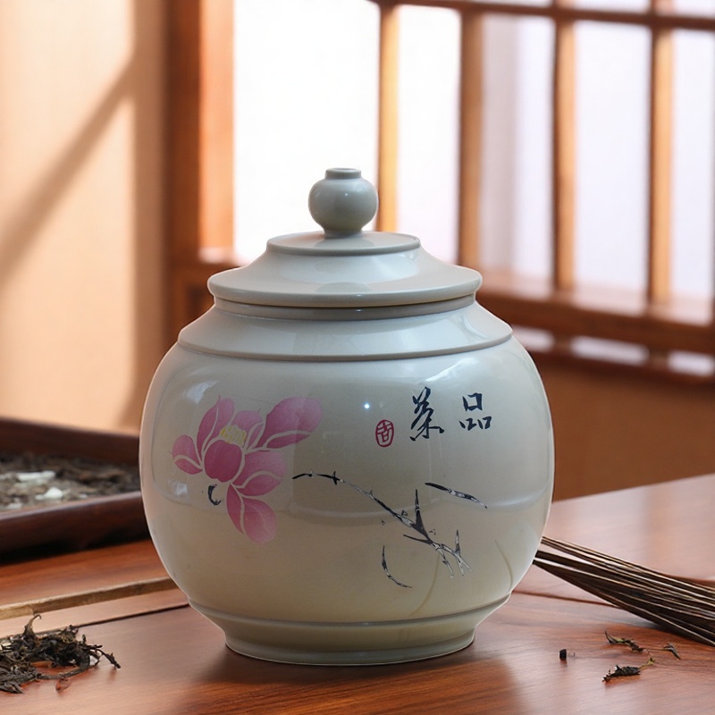 云南建水紫陶茶叶罐白泥彩填抛光茶叶罐家用小号普洱存茶密封罐