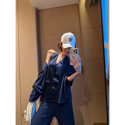 吴童童藏青色莱赛尔长袖防晒外套