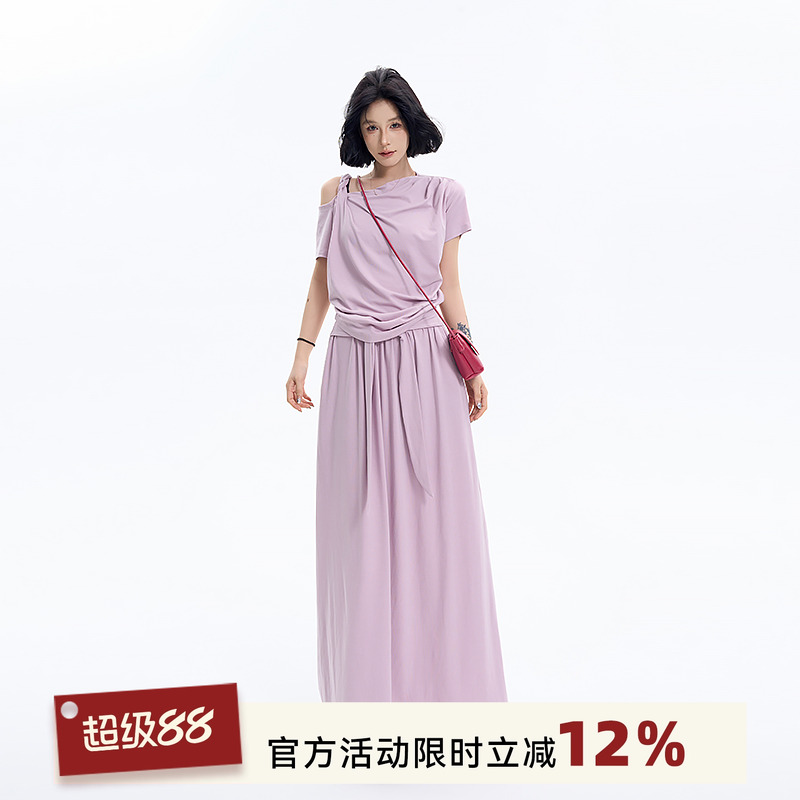 吴童童褶皱斜肩短袖T恤女夏季韩系气质露肩宽松显瘦上衣半裙套装