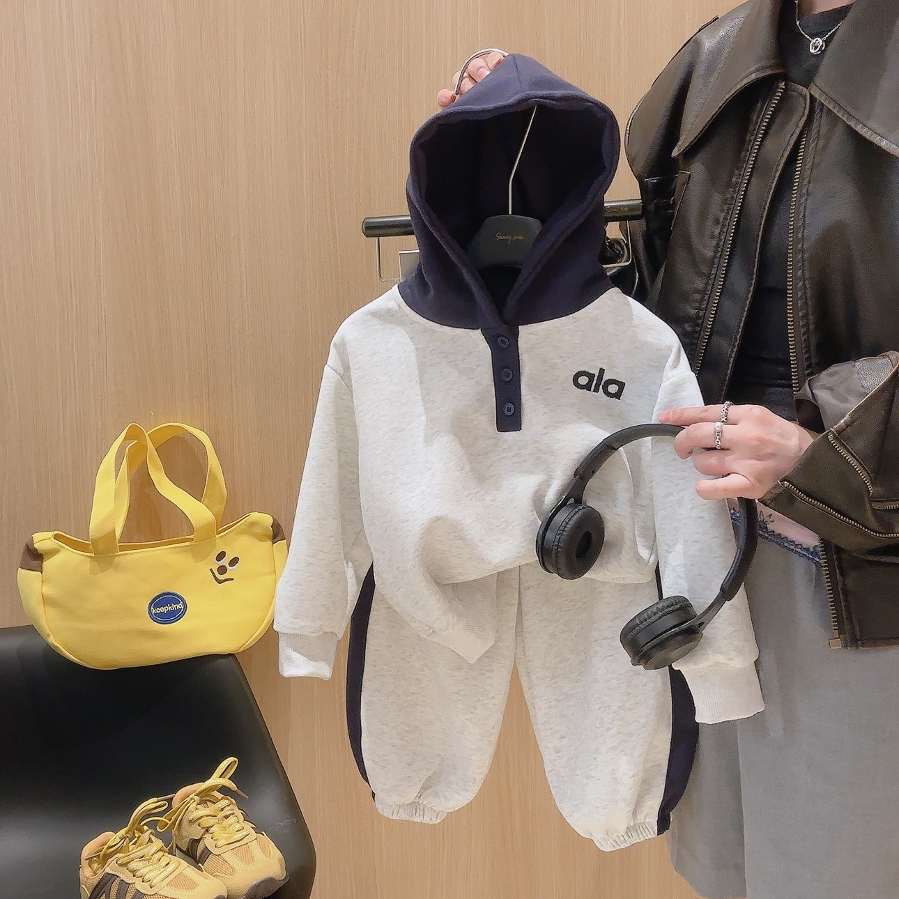 儿童套装卫衣卫裤春秋韩版休闲连帽宽松中大童拼色套装男童装穿搭