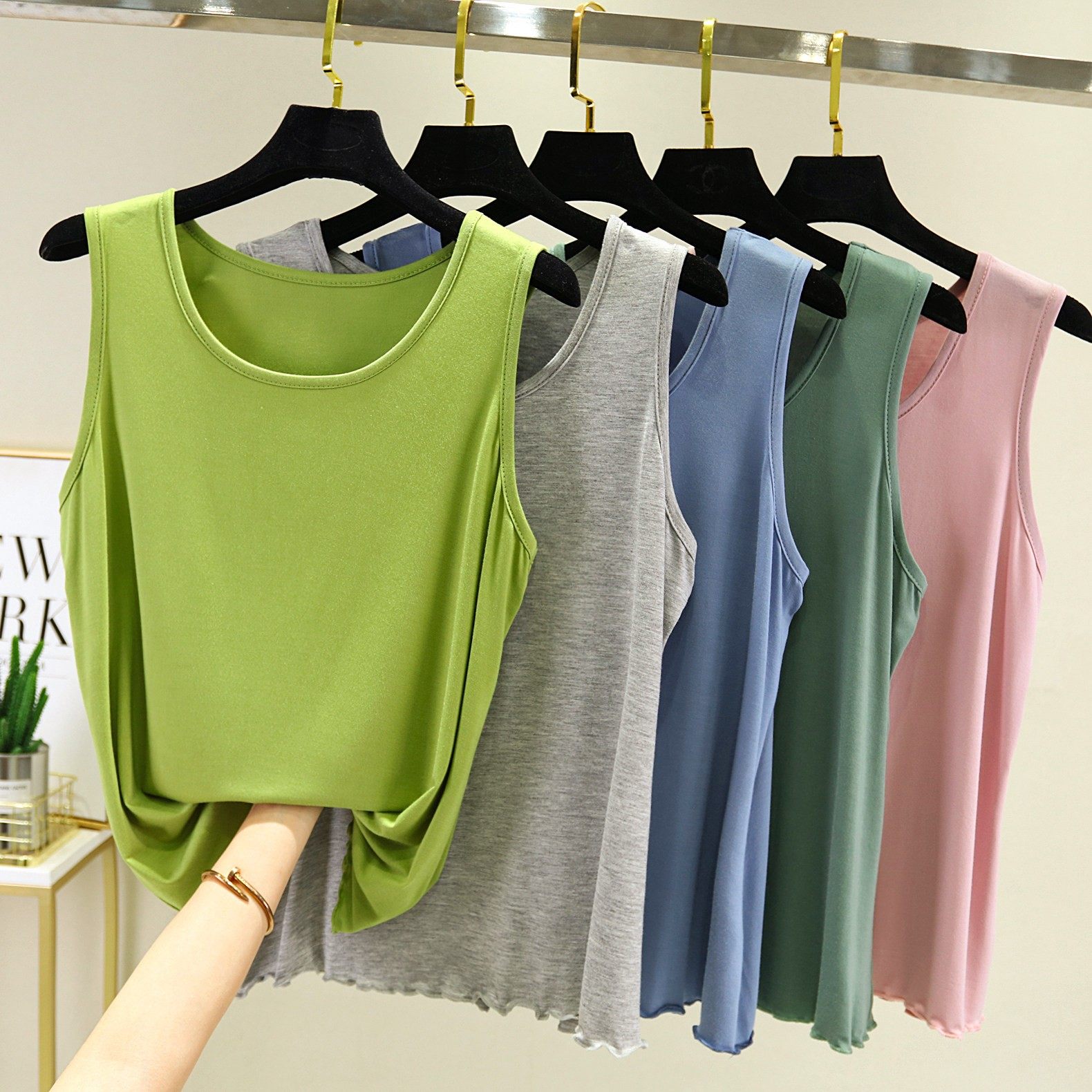 莫代尔背心女士夏季圆领薄款无袖吊带上衣百搭宽松木耳边显瘦体恤,女装/女士精品,背心吊带,淘宝优惠券,粉丝福利购,淘宝优惠卷