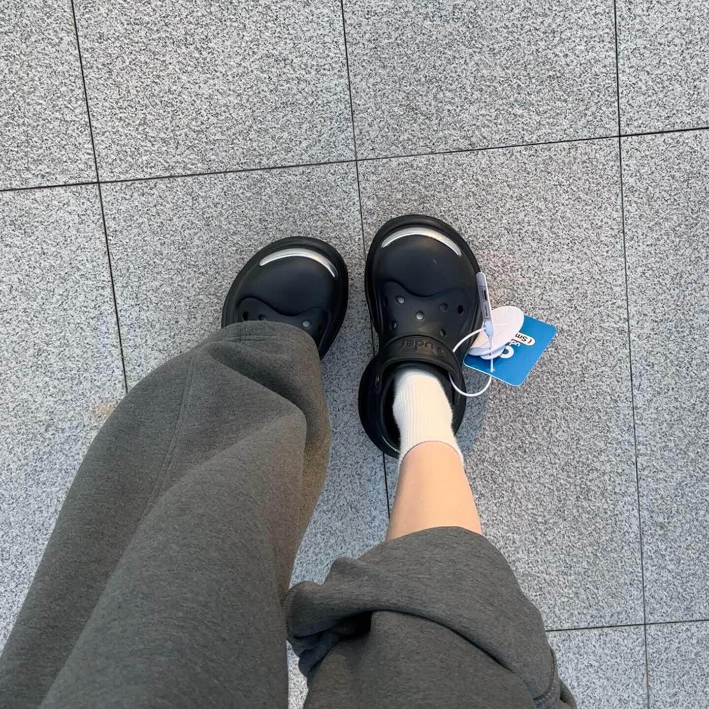 黑色洞洞鞋女厚底夏外穿增高eva软底防滑防臭旅游超火2026新款