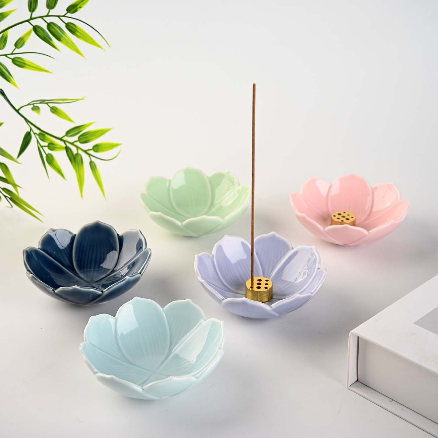 现代香插香座香托家用禅意陶瓷线香插荷花香盘莲花香托香炉香台