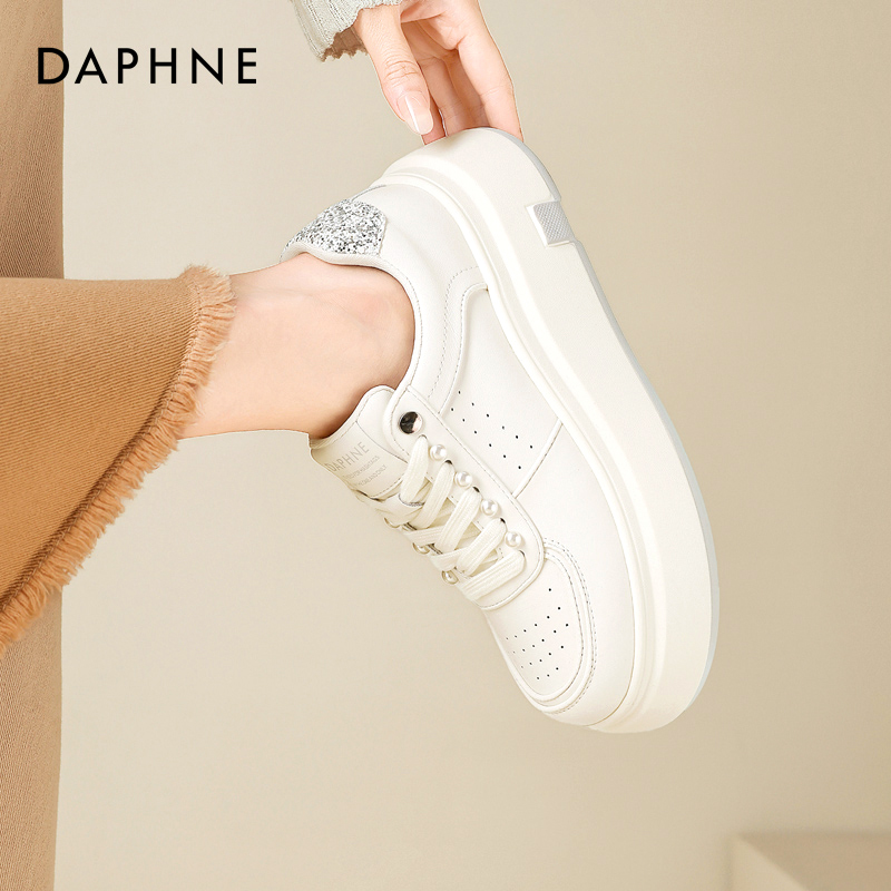 达芙妮爆款推荐女鞋厚底小白鞋