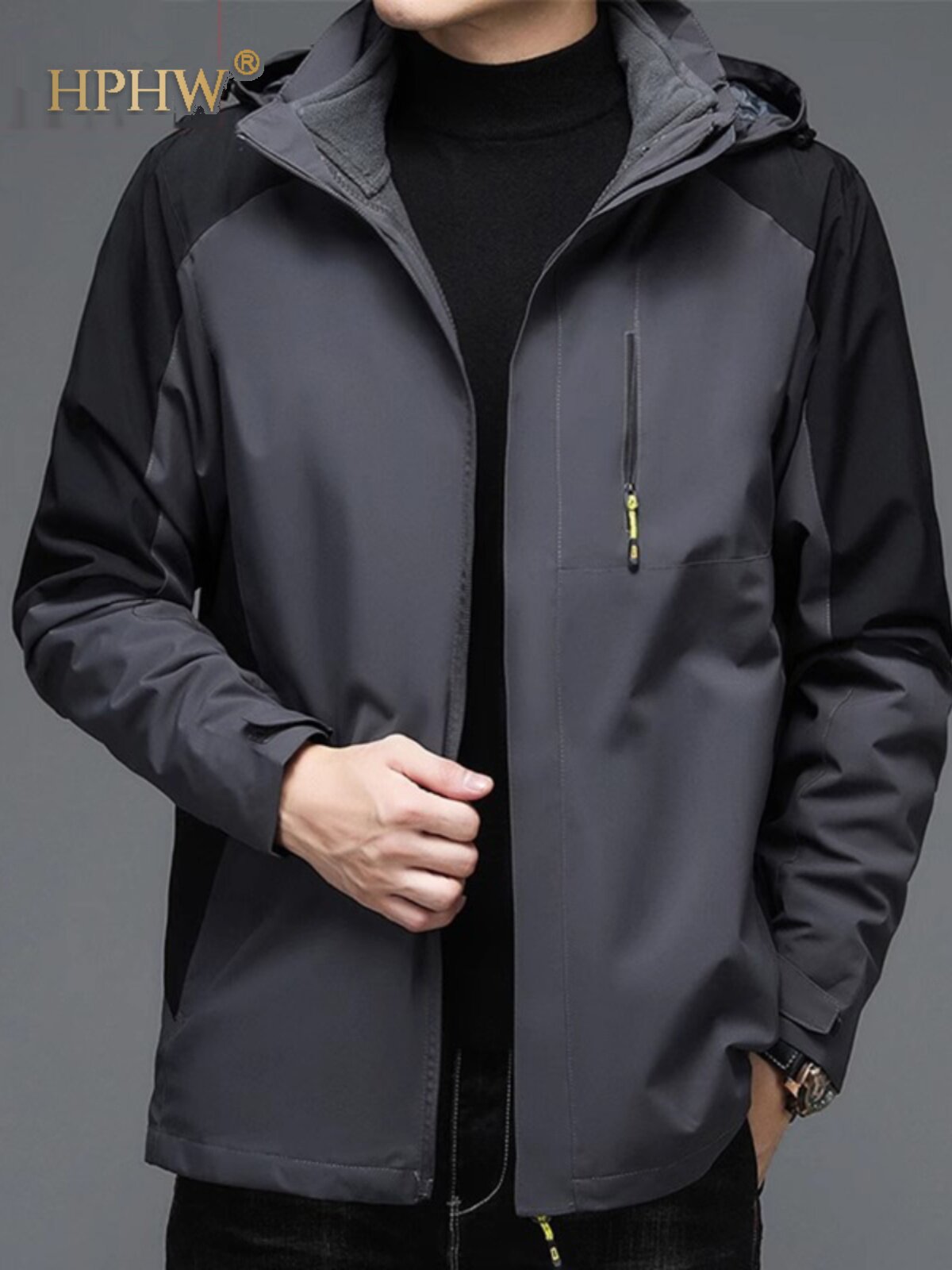 新款衣户外防风可脱卸外套男2025秋冬登山运动服三合一连帽冲锋衣