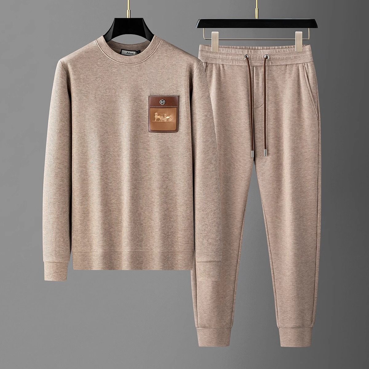 春秋时尚轻奢潮流肌理竖条纹两件套帅气拼皮男士卫衣休闲运动套装