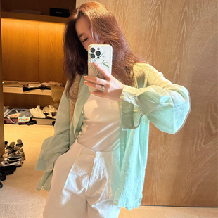 法式绿色亚麻衬衫女夏季薄款慵懒松弛感宽松开衫海边度假防晒上衣