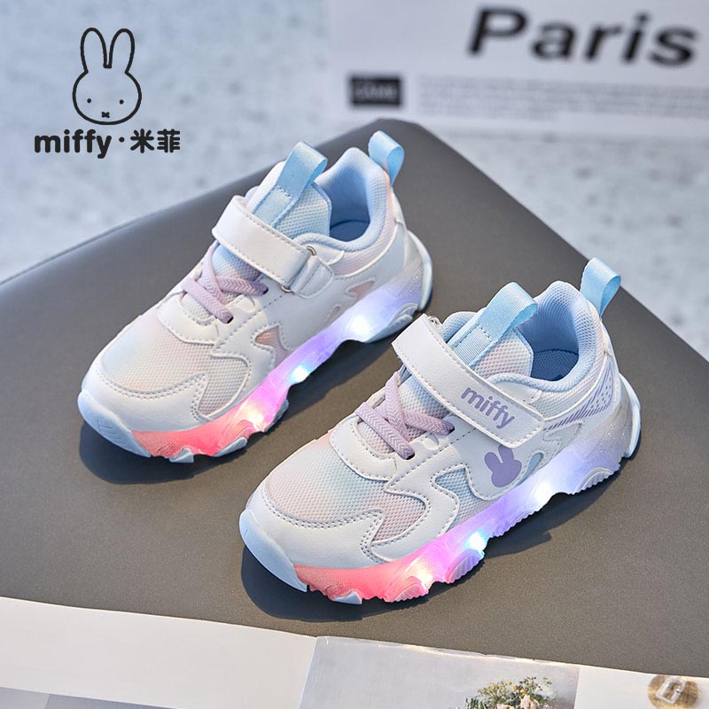 儿童春秋透气运动鞋发光鞋