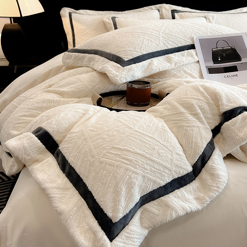 2025新款刺绣蕾丝亲肤舒适柔软法式高级感双拼角雕花牛奶绒四件套,床上用品,床品套件/四件套/多件套,淘宝优惠券,粉丝福利购,淘宝优惠卷