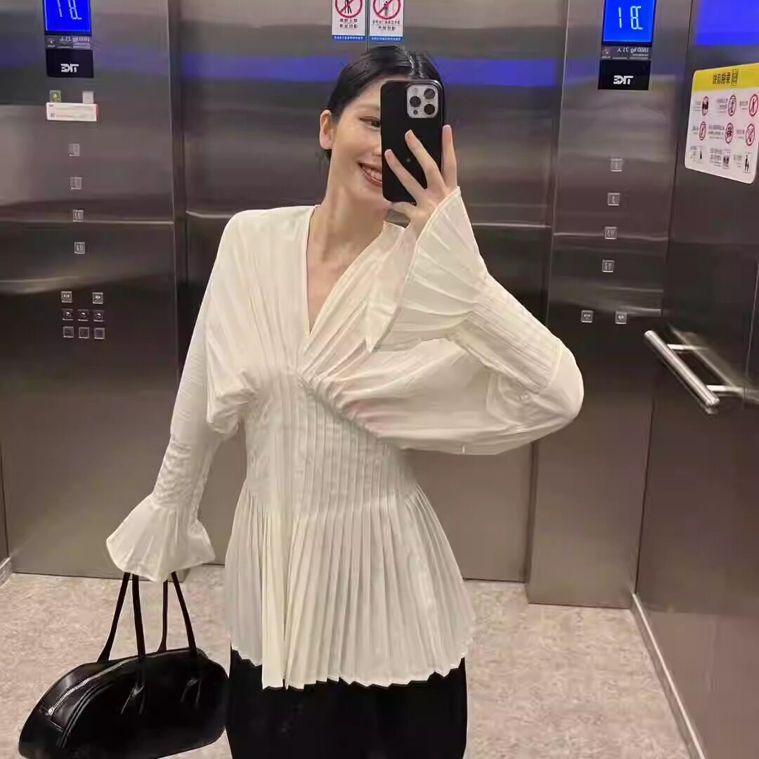 24ss秋季小众设计白色衬衫ins风V领喇叭袖百褶束腰显瘦长袖上衣女