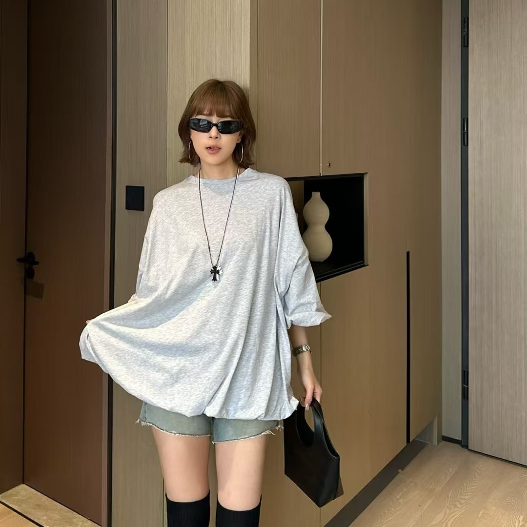 Jennie同款慵懒风五分袖T恤女