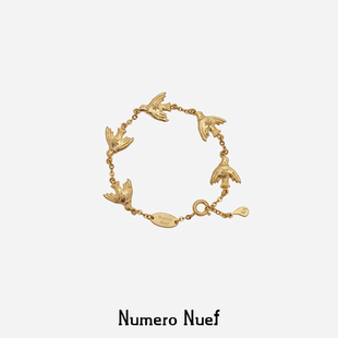 Nuef “Cornucopia”经典手工制星月鸽环衔手链可调节