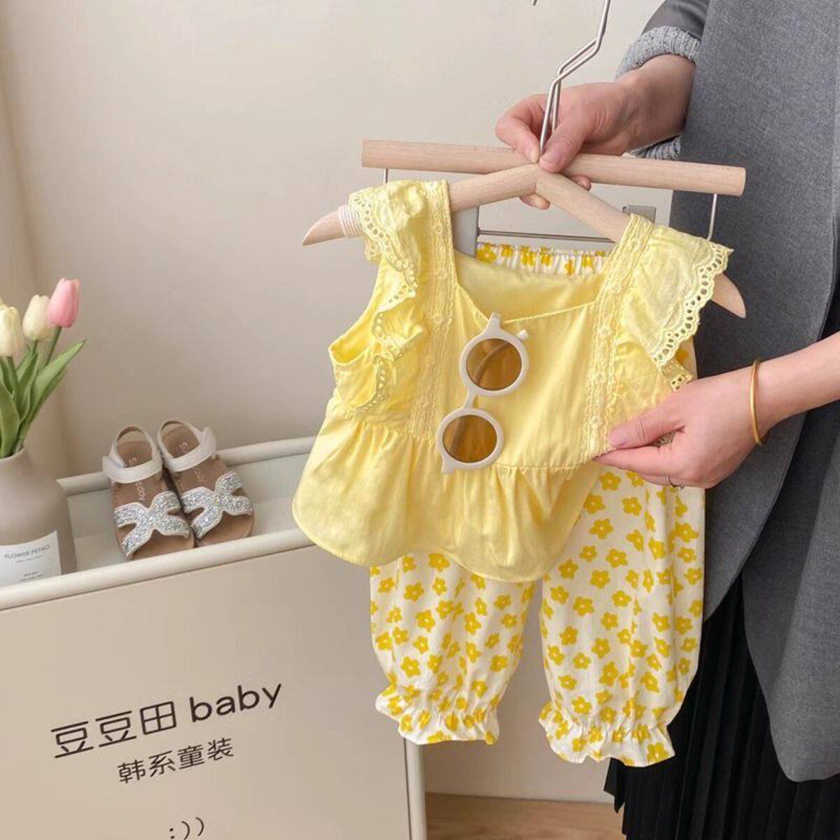 女童网红套装夏季新款洋气时髦儿童夏装婴儿宝宝七分裤背心两件套