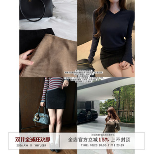Yuyueer愉悦喻悦 柔软a字短款半裙女秋冬新款复古修身百搭包臀裙