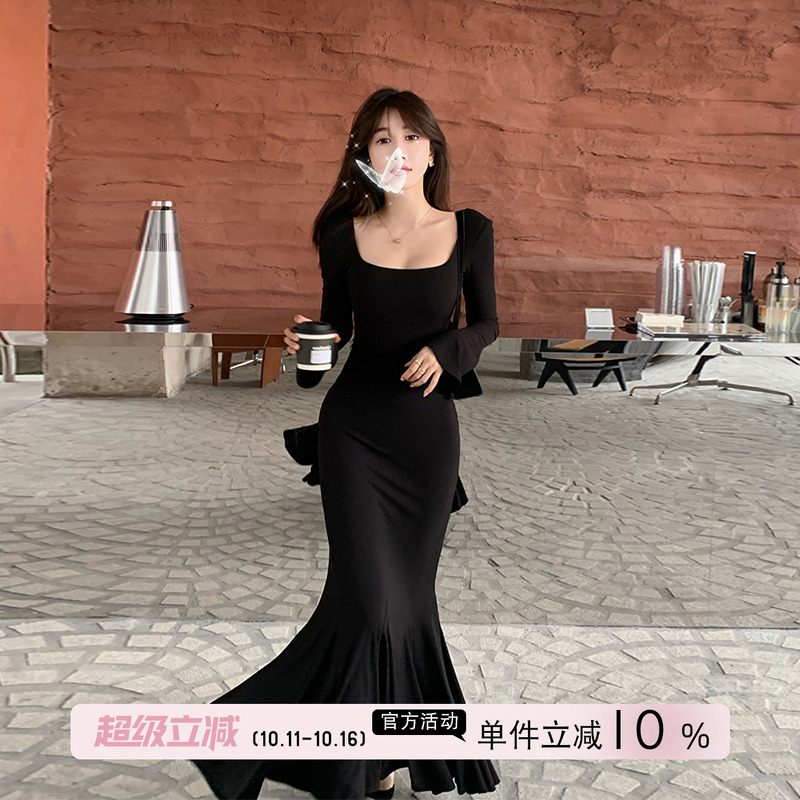 方领长袖鱼尾连衣裙女秋冬