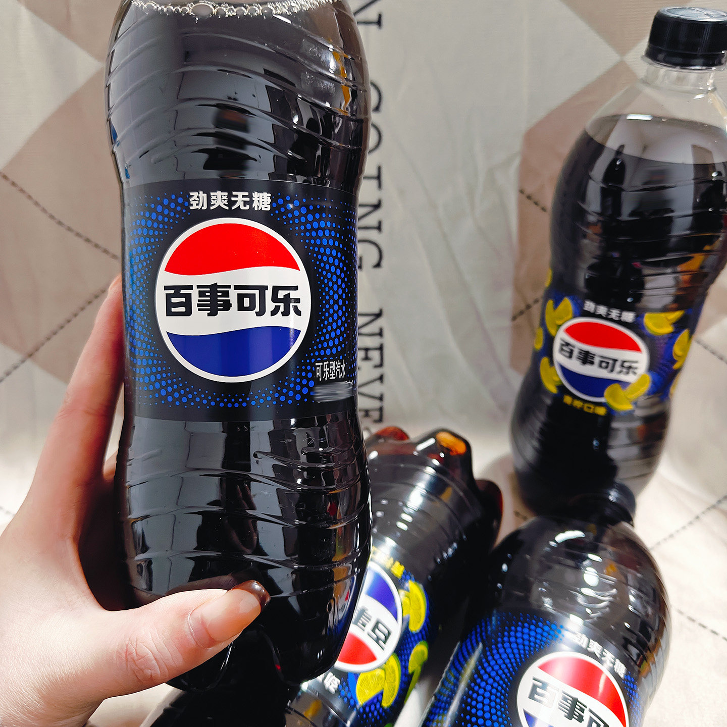 百事可乐劲爽无糖原味青柠味900ml带汽饮料夏季解渴汽水解暑碳酸