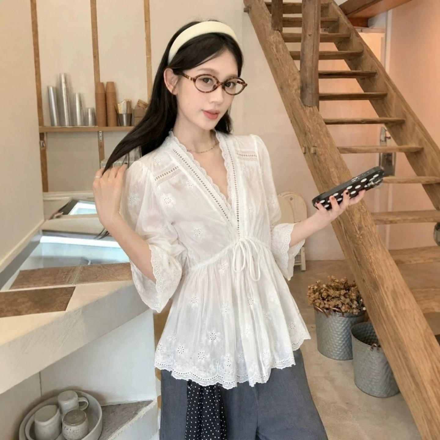 法式白蕾丝七分袖收腰衬衫