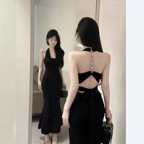 名媛风鱼尾露背吊带裙