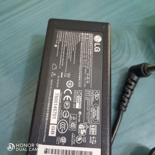 LG显示器22MP47HQ -W P电源适配器 电源线 充电器19V1.3A