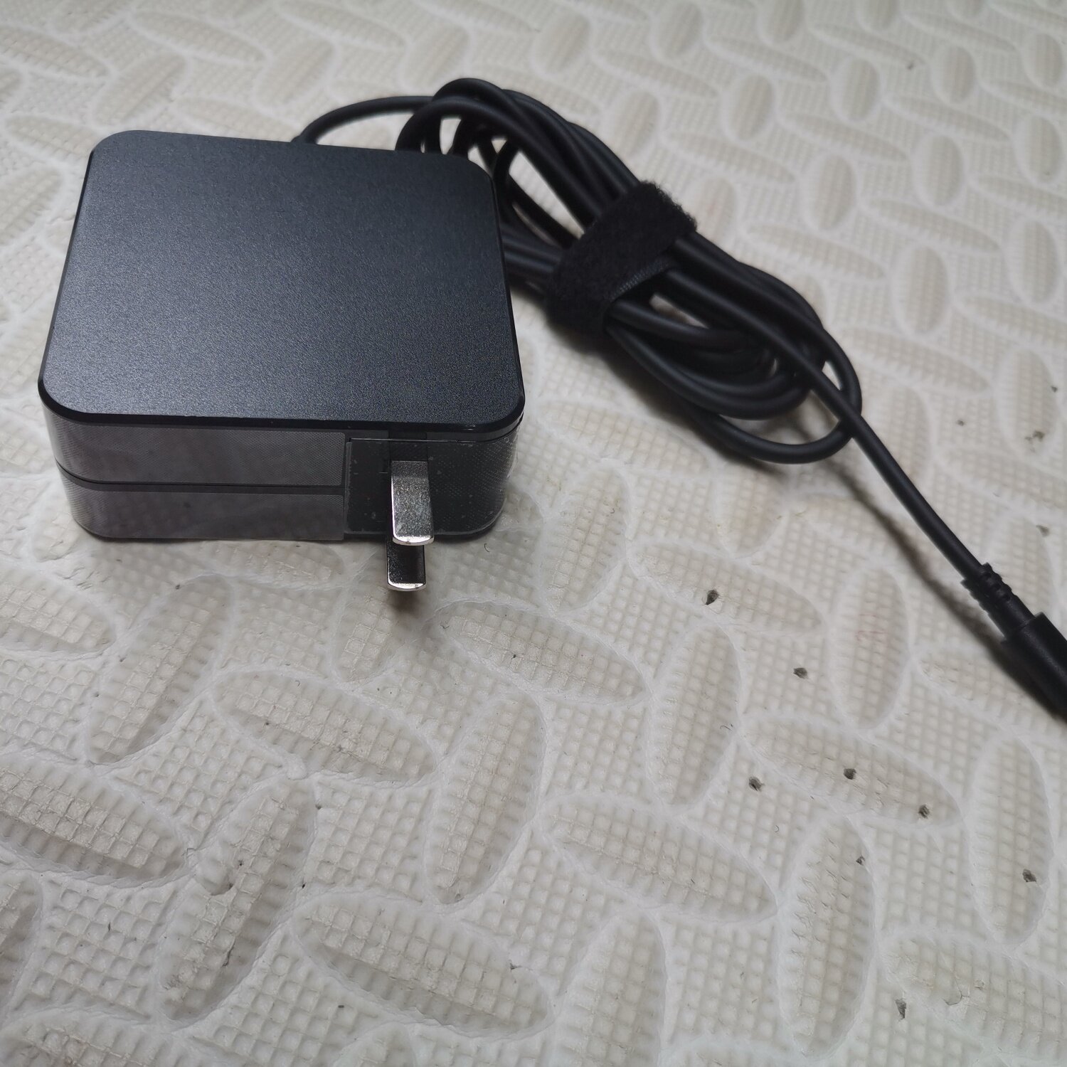 适用于联想X1 E480 E580 R480 L380 Type-C笔记本适配器充电器