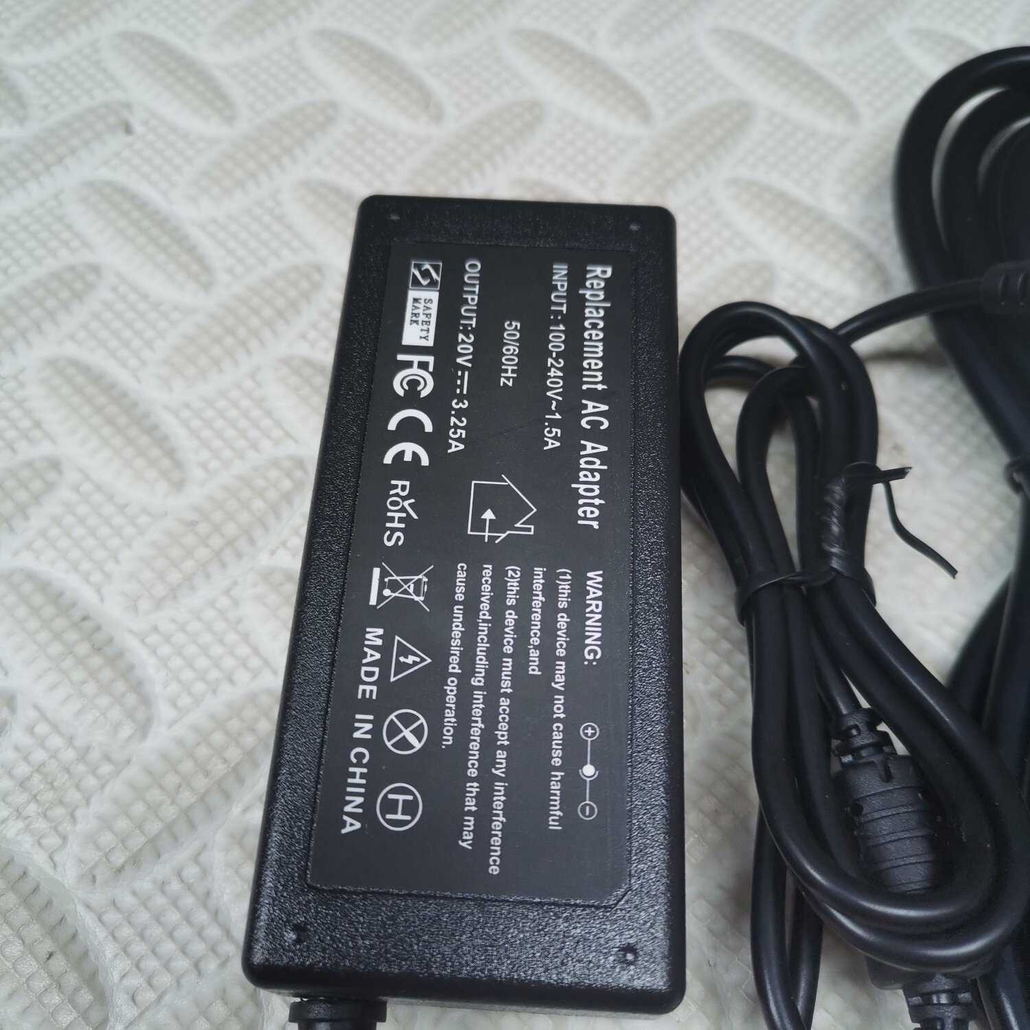 12V2A电源适配器3A通用监控液晶显示器电源线4A台式电脑显示屏5A