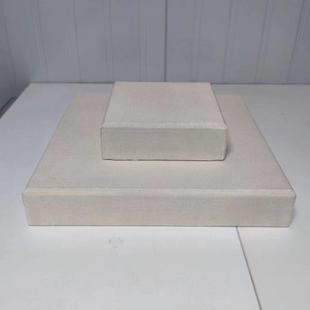 博物馆展示台亚麻布包裹实木展台定制底座摆台商业展会展示柜托