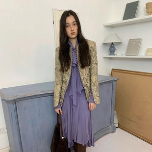 Spoii卡其复古佩斯利纹样紫排扣西装 紫色蝴蝶结连衣裙 夹棉外套
