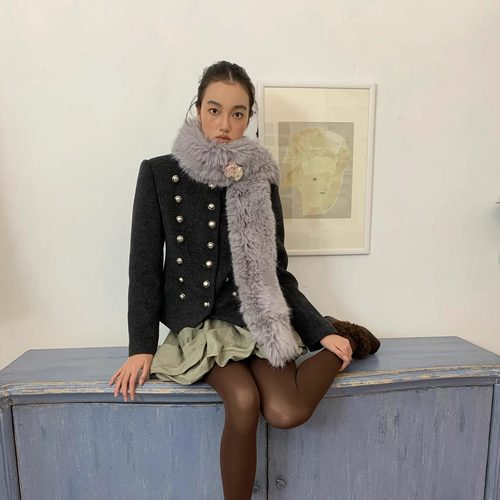 Spoii 黑灰色宫廷金属三排扣正肩修身立领羊毛混纺短外套