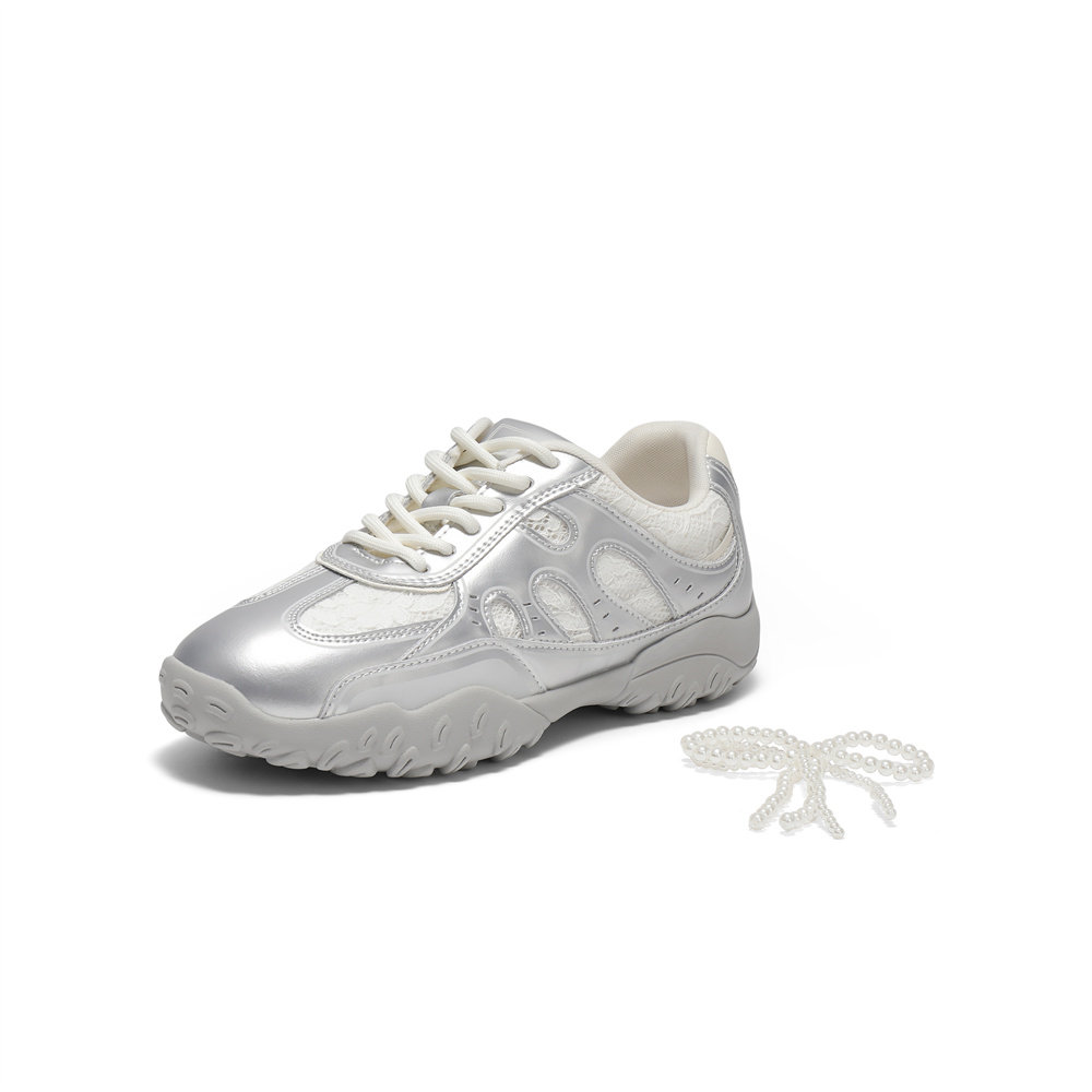 森达秋季德训鞋户外女休闲鞋