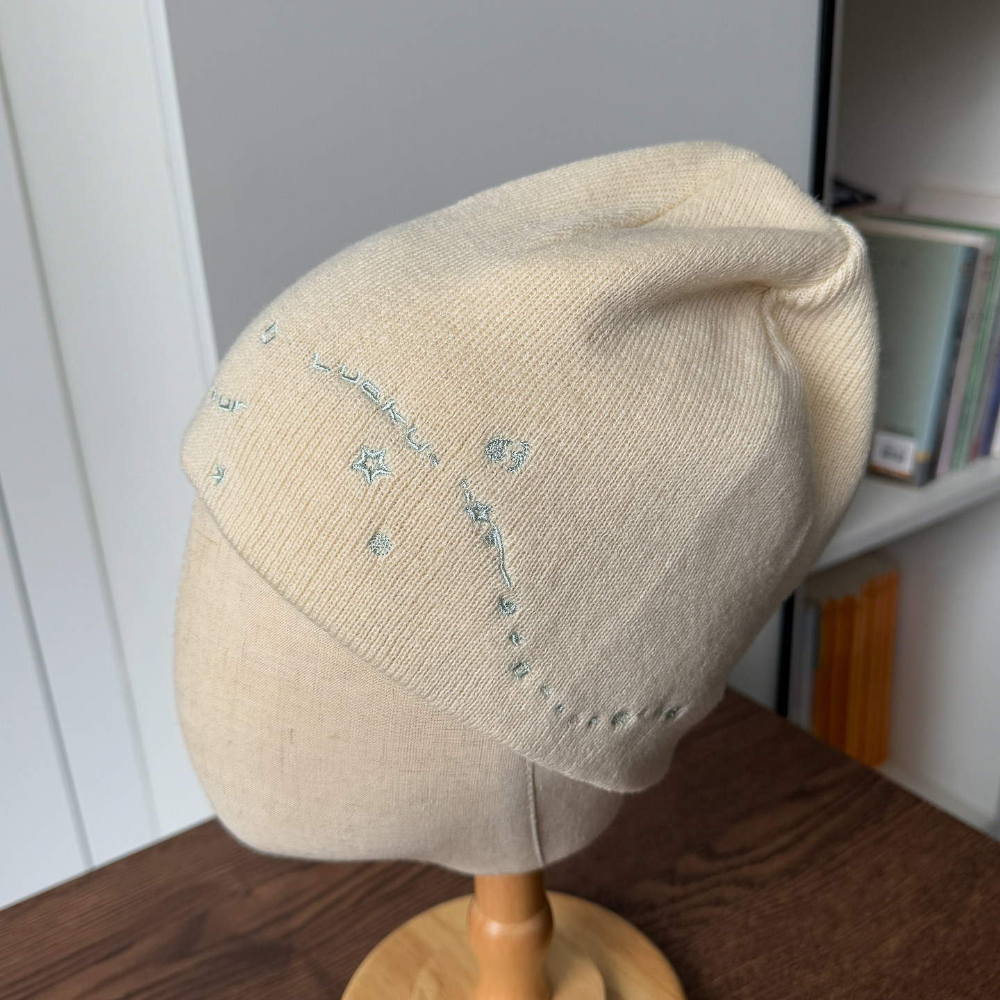 韩国博主同款星星刺绣针织毛线帽