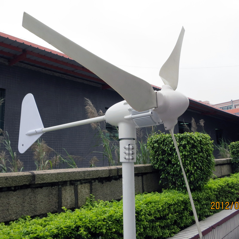 高性价比500W小型微风家用永磁风力发电机内置控制器直流12V/24V