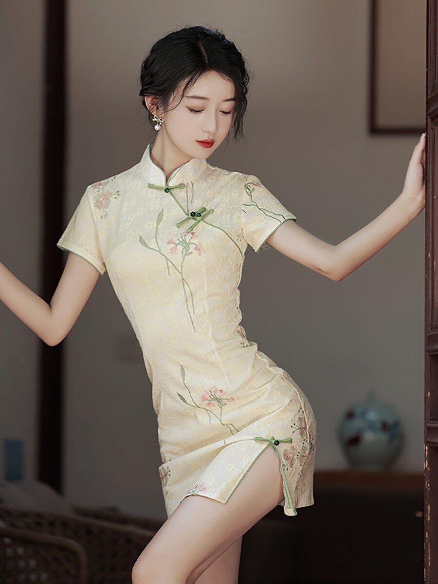 旗袍2024年新款改良女夏季年轻款少女小个子短款素雅绿色清新淡雅