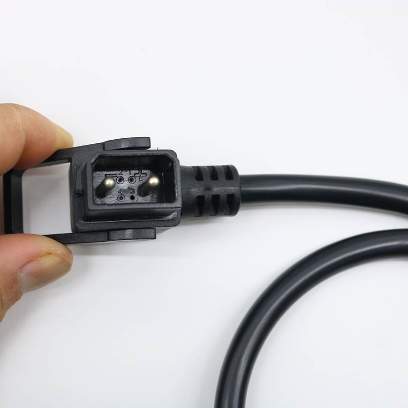 绿源锂电新国标电动车充电桩插头转换接头圆针充电口 输出放电线