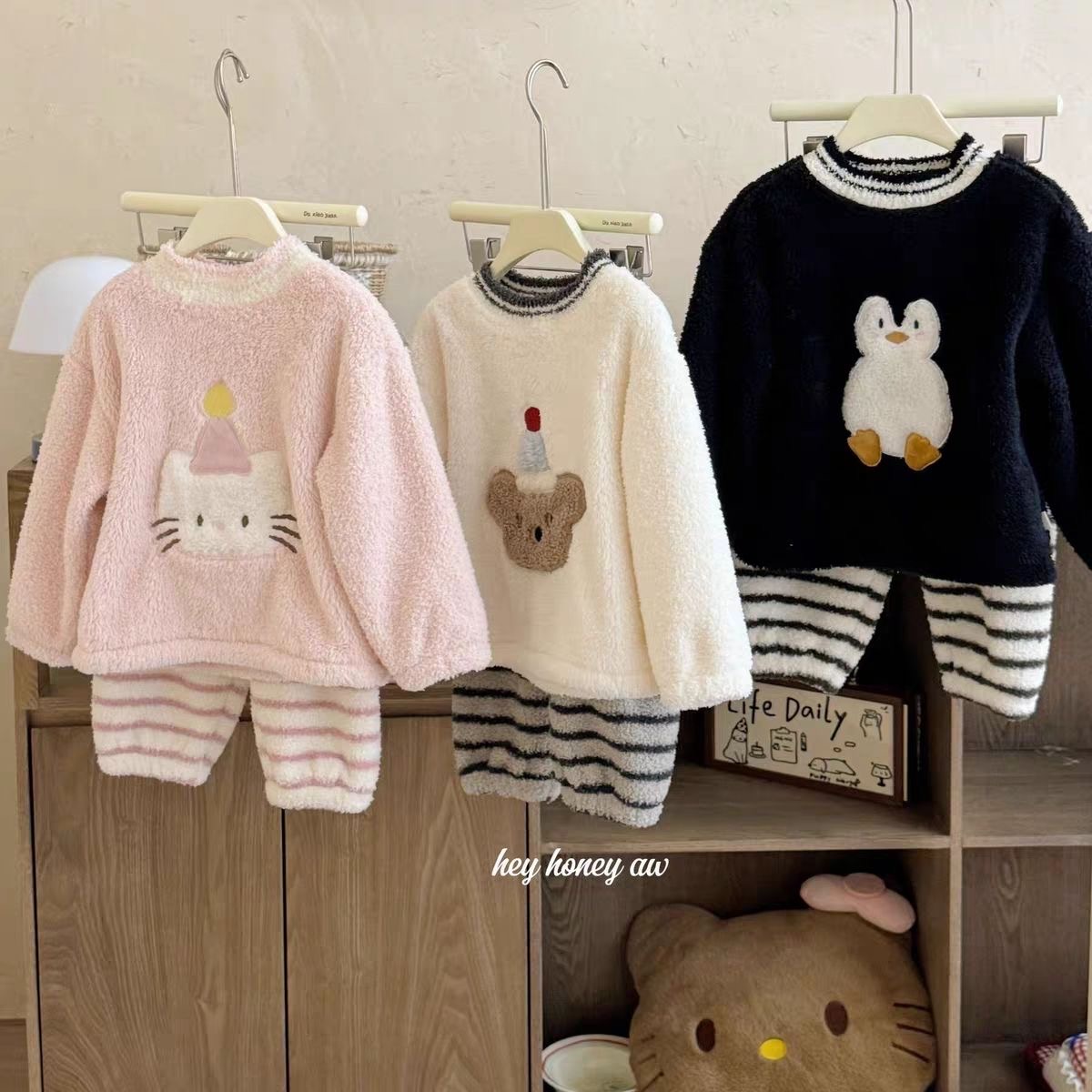 2025新款秋冬可爱睡衣秋冬半边绒儿童家居服套装女童男童可外穿