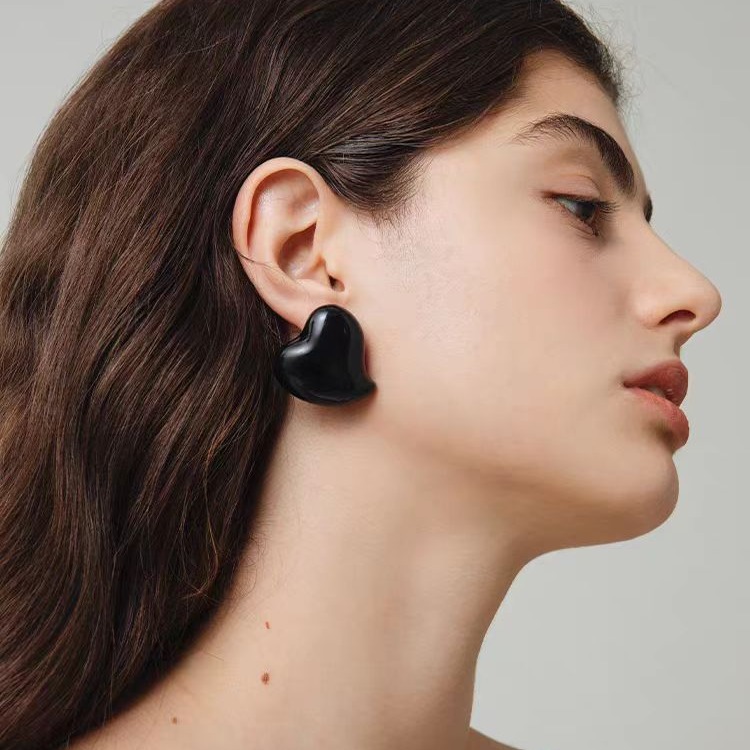 英国CoopKoop秋冬复古奶油爱心珐琅釉耳钉女小众设计高级感气质