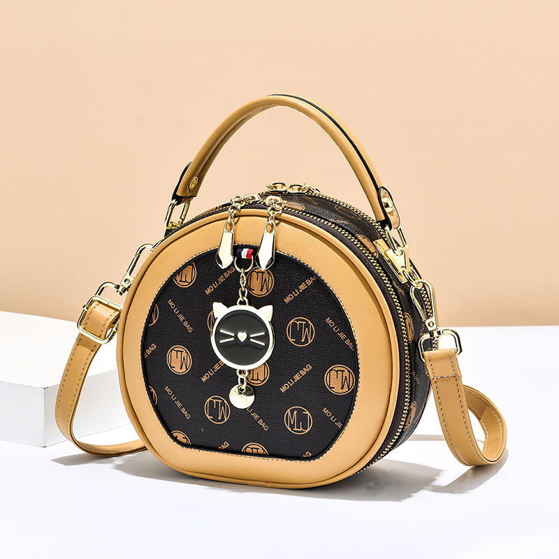 品牌精选轻奢时尚印花款小圆包