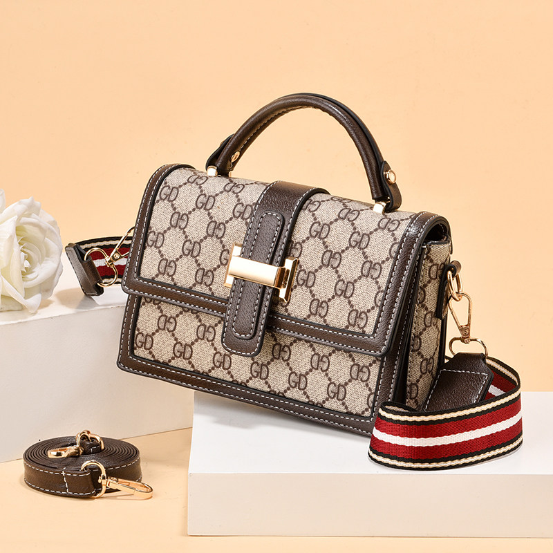 高级感包包洋气女包2020新款时尚单肩小方包简约女士斜挎包手提包