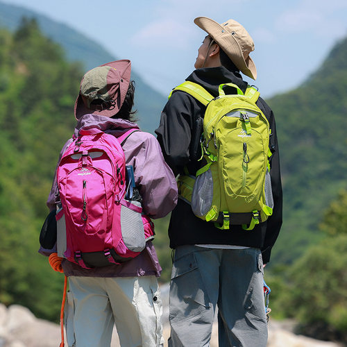 2026新款专业登山包轻量大容量防泼水透气户外运动双肩包旅行包