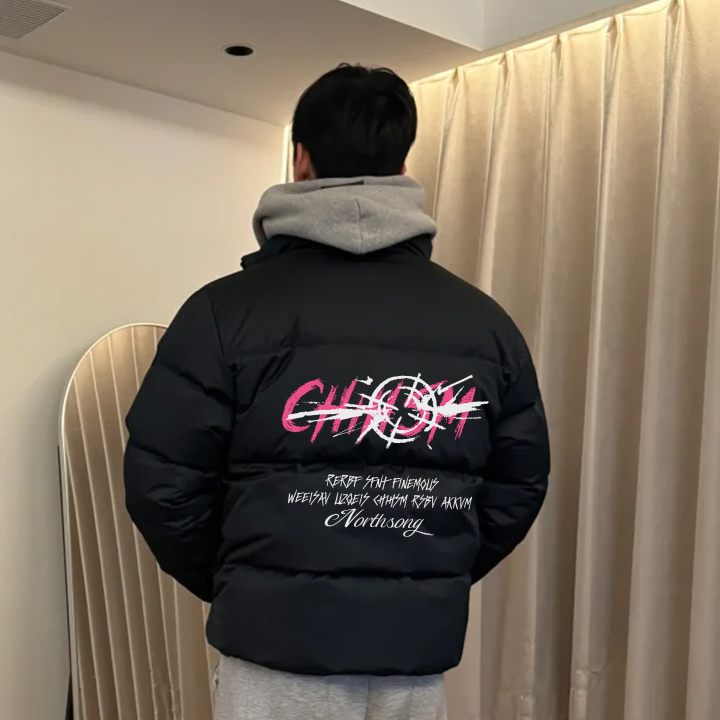 美式潮牌2025潮流字母印花羽绒服