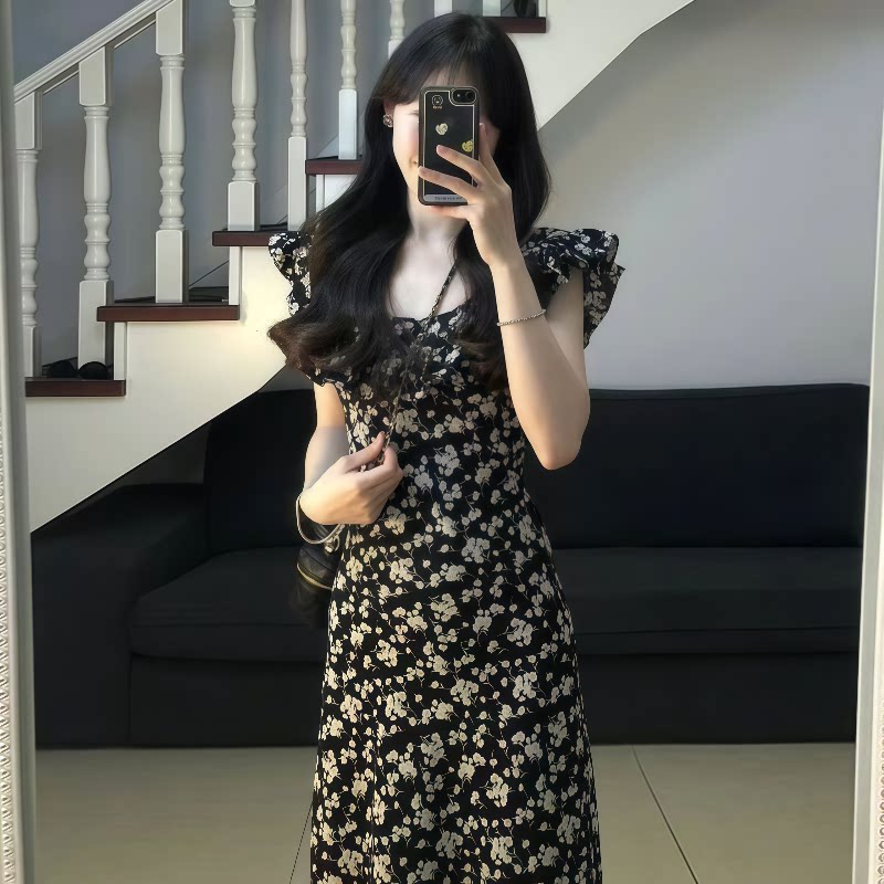 DG 2026年春夏新款女装黑色无袖简约风格宽松版型连衣裙