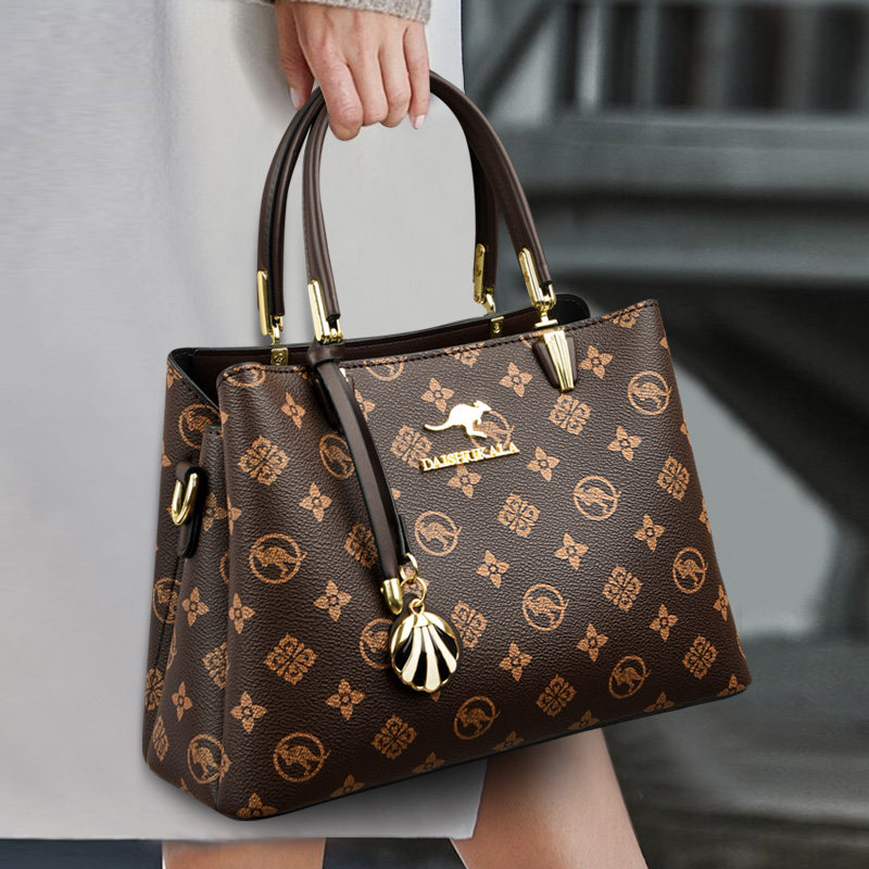 品牌真皮牛皮女包2026新款大容量中年妈妈包软皮中老年女士手提包