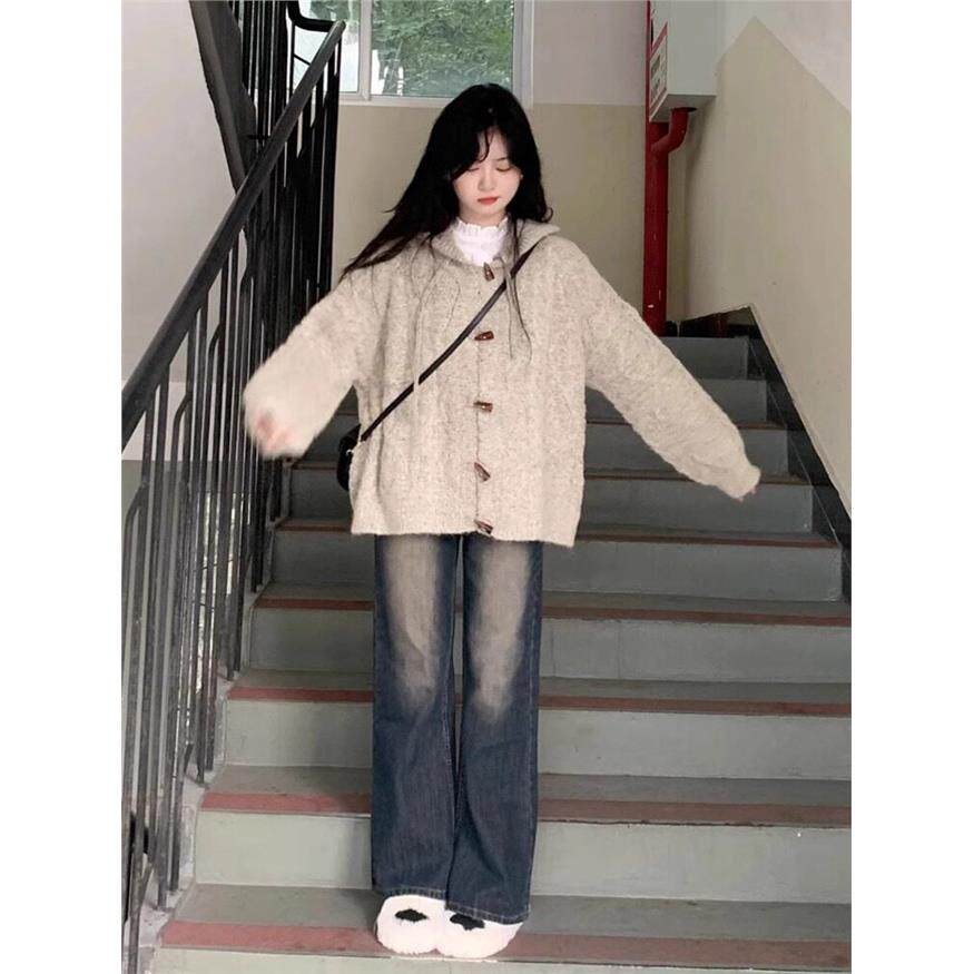 日系慵懒风软糯牛角扣连帽毛衣外套女秋冬新款小个子针织开衫上衣