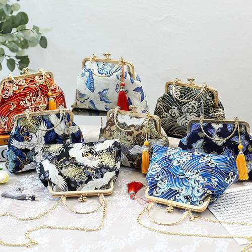 Women Butterfly Embroidery Evening Bag Fashion Elegant Ladie