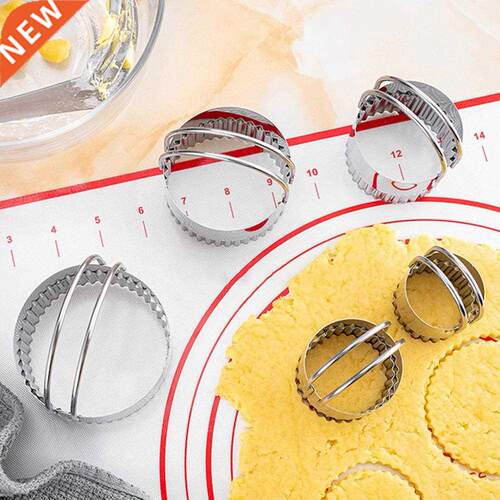 5Pcs/Set Stainless Steel Round Wavy Edges Biscuit Cookie