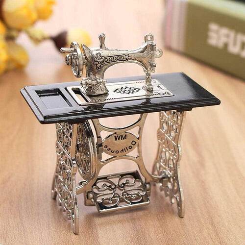 New 1Pc Mini Exquisite Alloy Miniature Sewing Machine 1:12 S