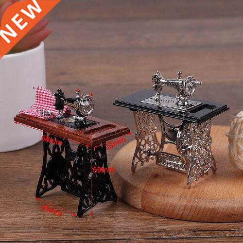 Kids Dollhouse Decor Wooden Sewing Machine with Thread
