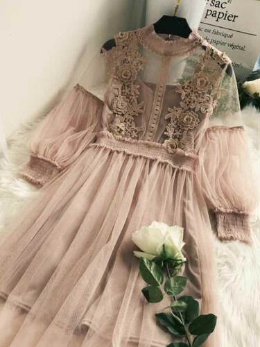 New Arrivals Women Lace Flower Dress Gauze Lantern Sleeve Vo