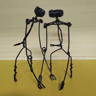 后室逃离逃离后室backrooms实体手办细菌钝人铁丝人模型立体level