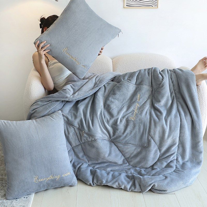 男士纯色抱枕被子两用q冬季加厚午休毯办公室车载枕头沙发靠垫简,居家布艺,抱枕被,淘宝优惠券,粉丝福利购,淘宝优惠卷