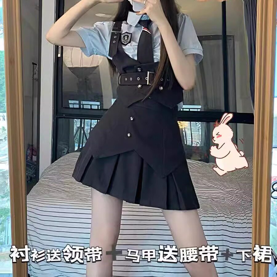 复古甜美jk学院风兔子警官
